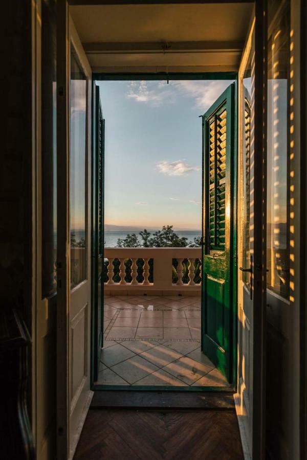 Vila Caterina Apartment Lovran Exterior photo