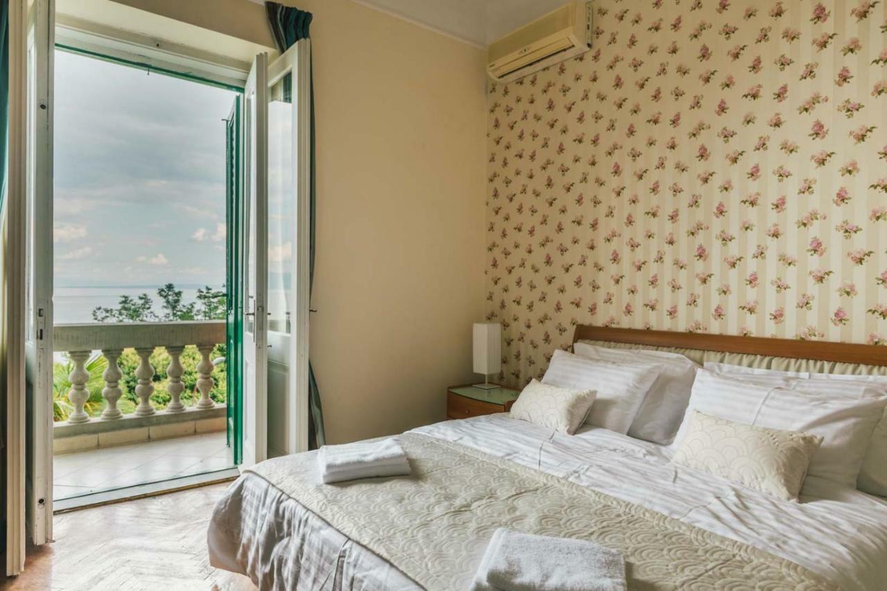 Vila Caterina Apartment Lovran Exterior photo